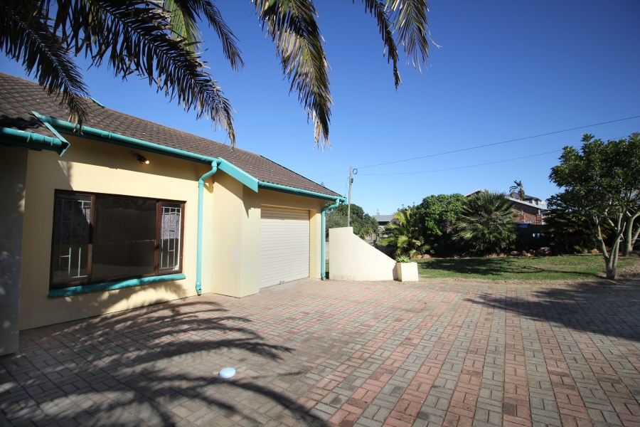 3 Bedroom Property for Sale in Dana Bay Western Cape